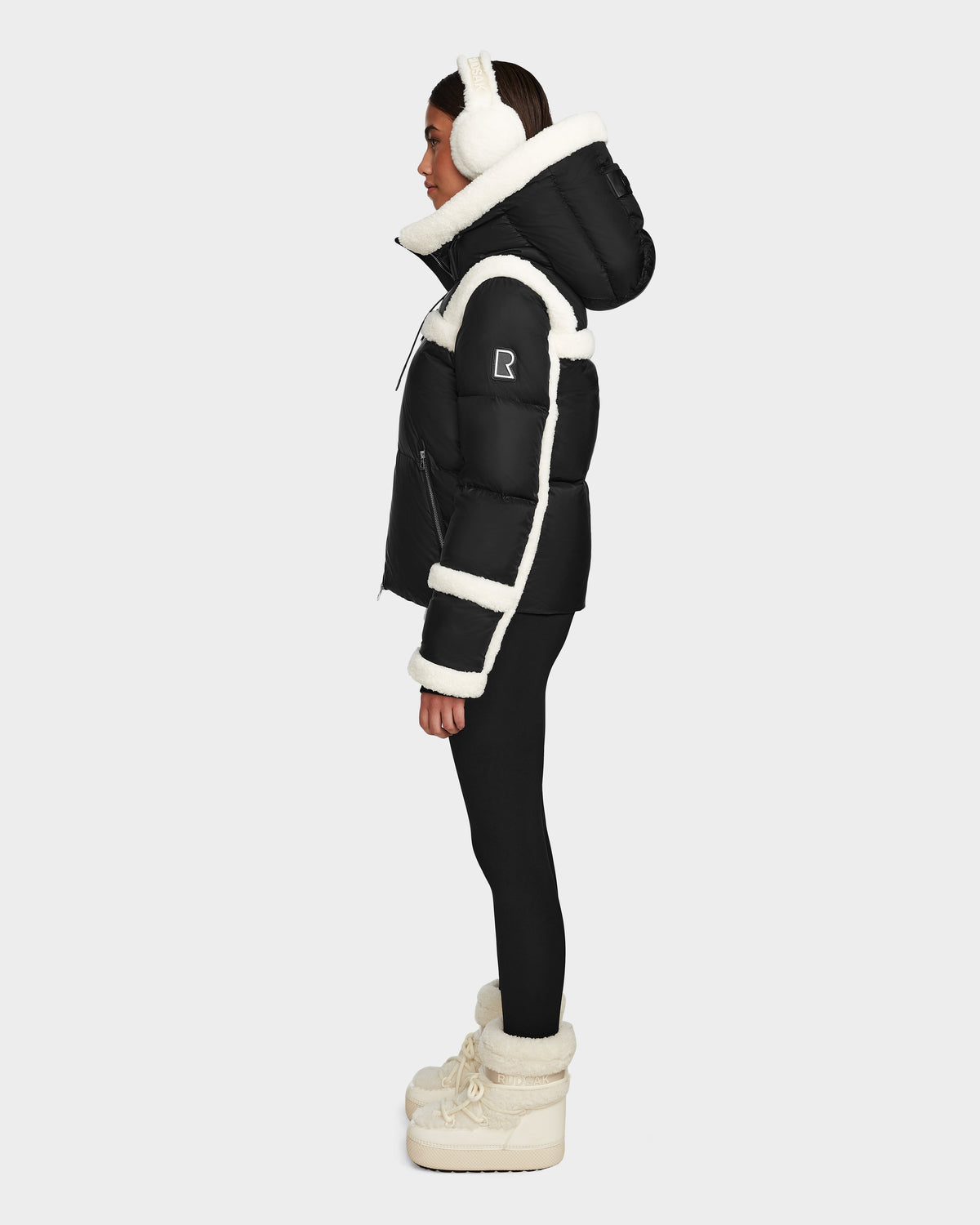 Black/Vanilla